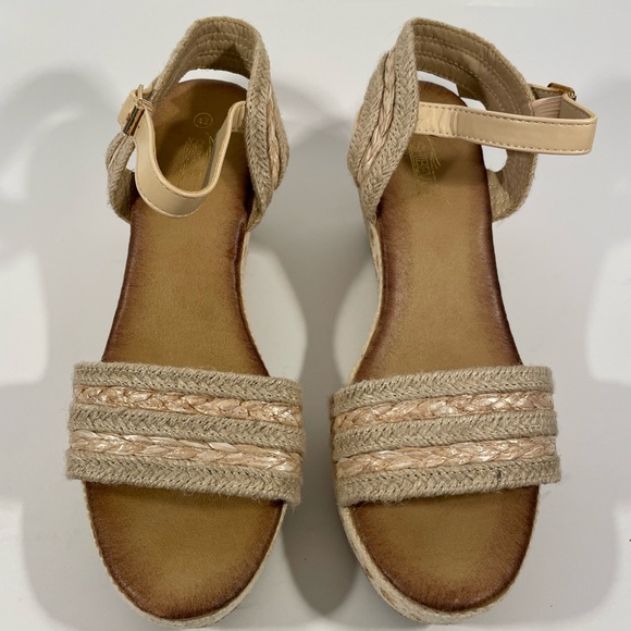 Women’s Size 10 Open Toe Espadrille Ankle Strap Wedge Sandals, Beige, New - Picture 2 of 8
